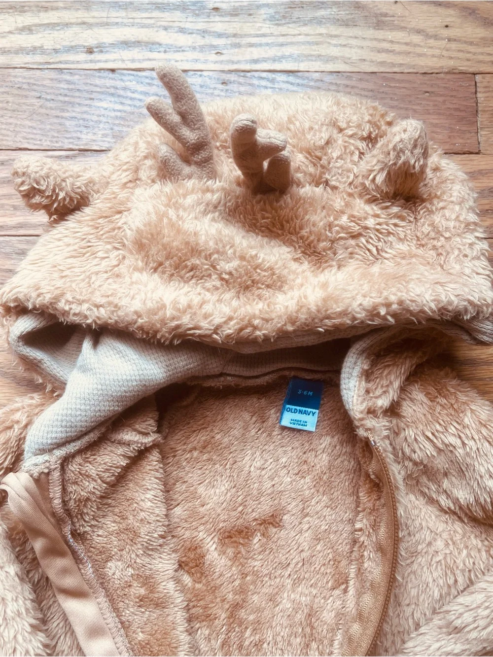 Old Navy One piece Zip Up Fuzzy Jumper with Reindeer Hood size 3-6 month